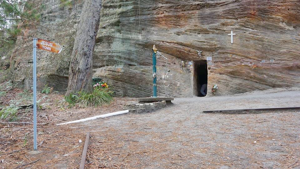 Jesus' Tomb Penrose Park - tobringtogether